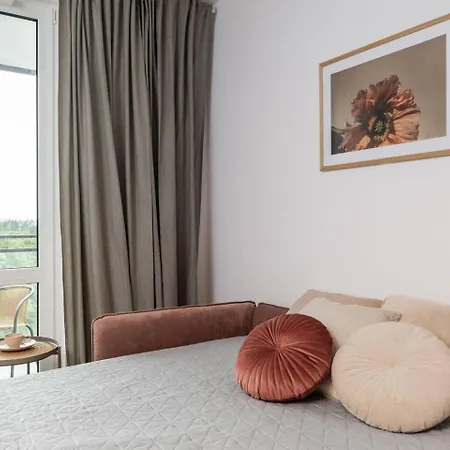 Rosewood Apartment With Ac And Balcony Wiktoryn Appartement *