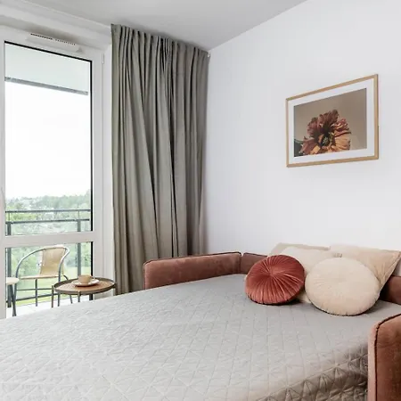 Rosewood With Ac And Balcony Wiktoryn Apartmán Varšava