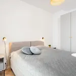 Apartamento Rosewood With Ac And Balcony Wiktoryn *